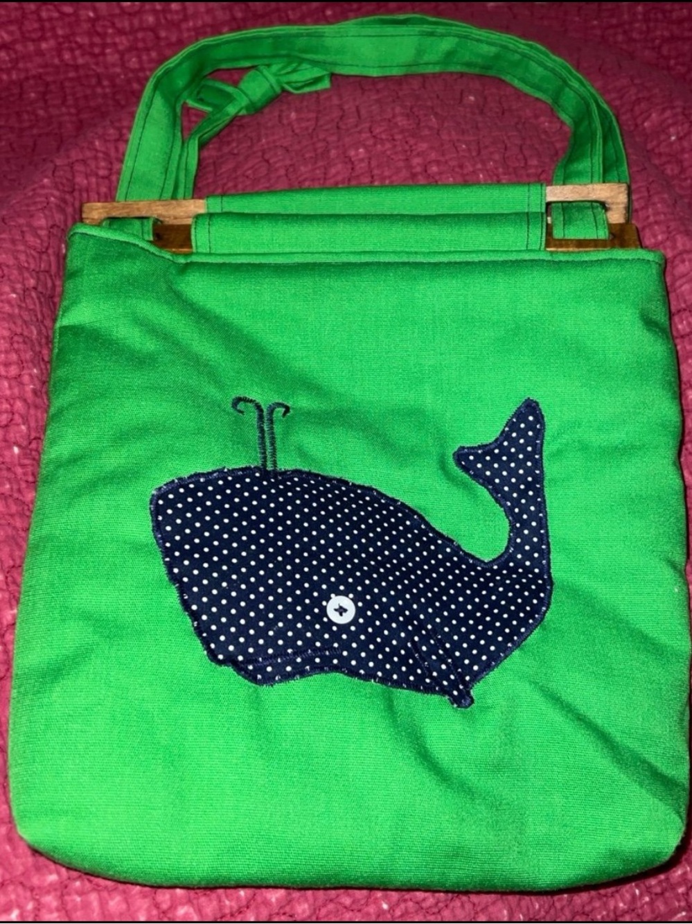 VINTAGE HANDMADE PURSE W/ WOODEN SLATS & POLKA DOT WHALE APPLIQUÉ//GREEN & NAVY